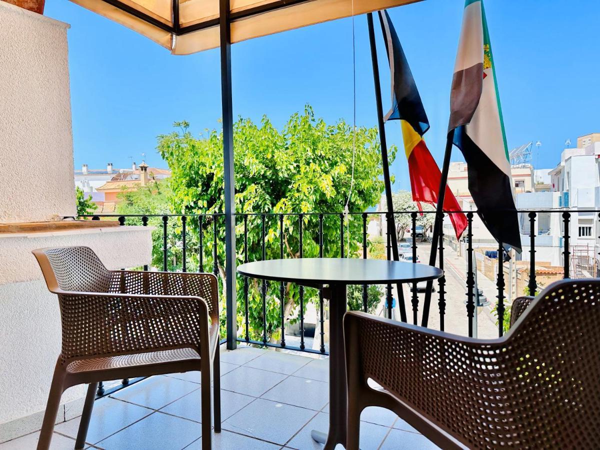 Apartamentos Turisticos Santo Rostro Chipiona Buitenkant foto